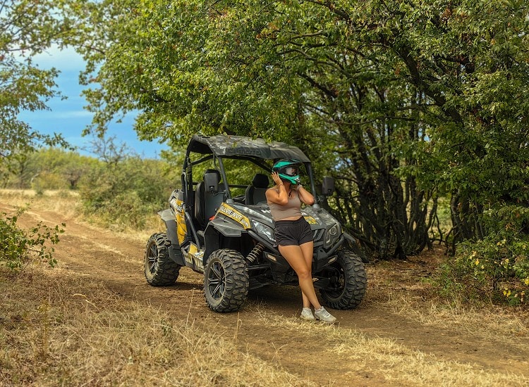 Riding a nice off-road Buggy in Bulgaria on Hillview Bulgaria.
