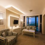 1. Луксозен апартамент Hillview Bulgaria с изглед към природата.