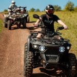 АЛТ текст: ATV каране в планината, Хилвиж България, приключенски туризъм.