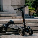 Електрическа тротинетка за активен туризъм в България.
