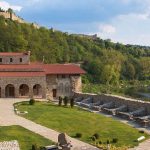 старинна крепост въ България, Хилвю България, сред красива природа и исторически забележителности.